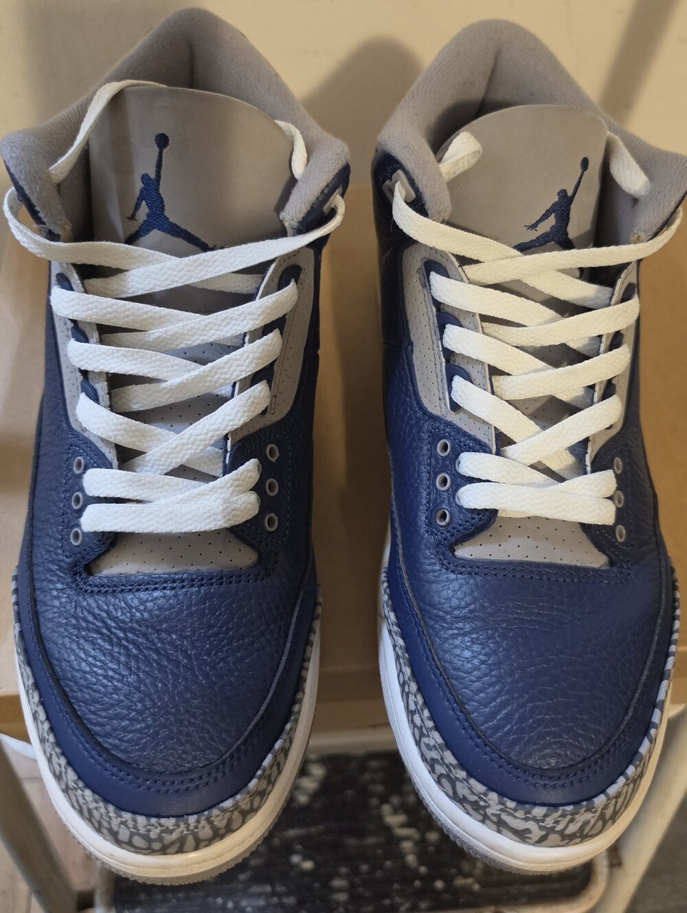FOR SALE AIR JORDAN RETRO 3 "GEORGETOWN" NAVY SIZE 10. - Picture 13 of 16
